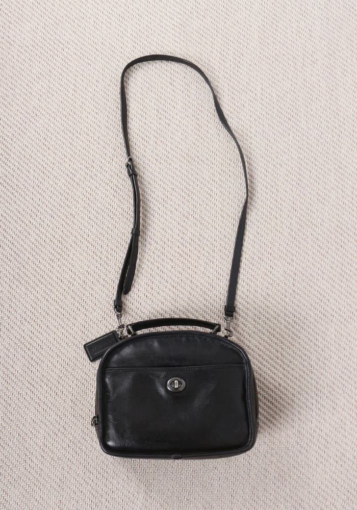 black coach bag