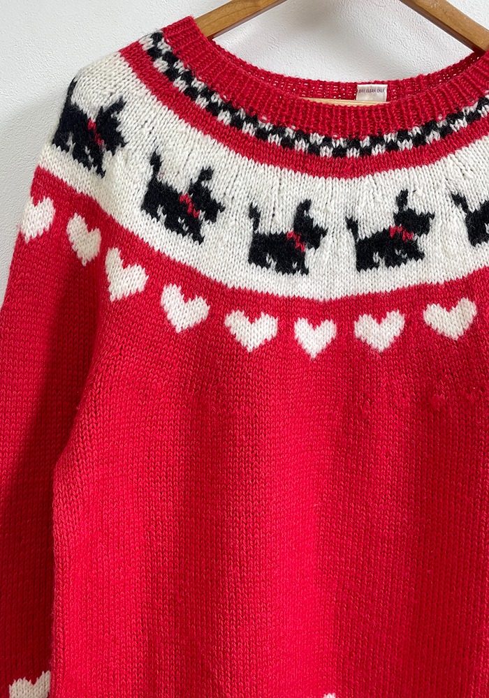 red dog knit